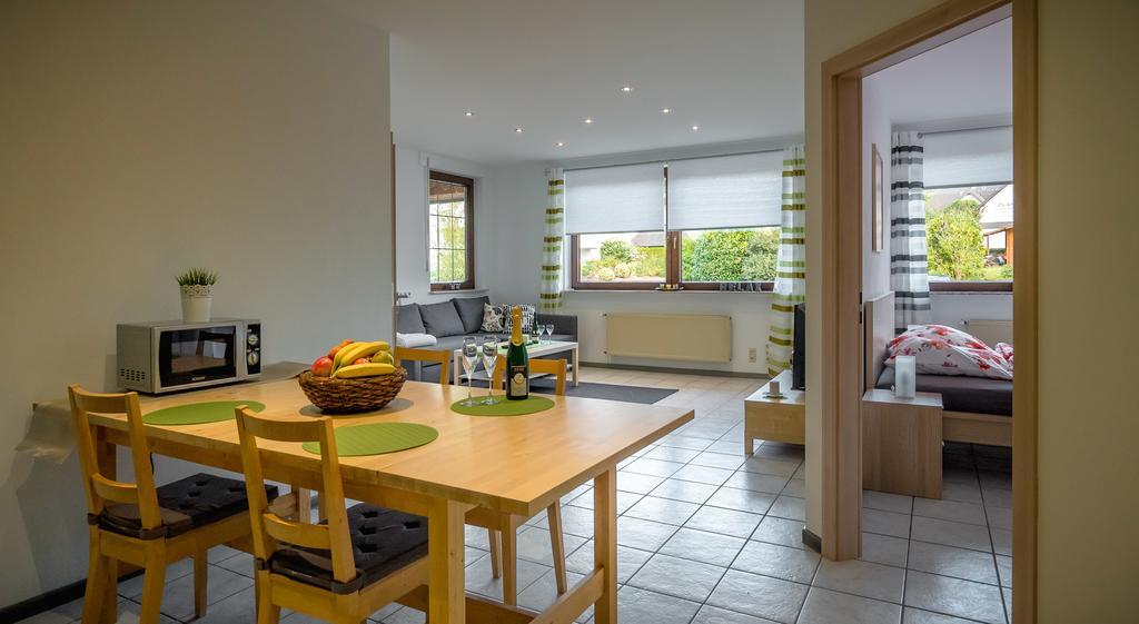 Moseltraum Appartement Bruttig-Fankel Kamer foto